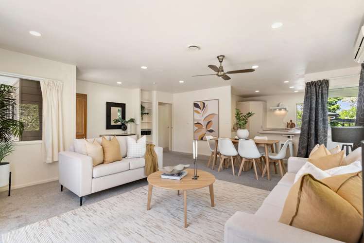 2/40 Edgeworth Road_0